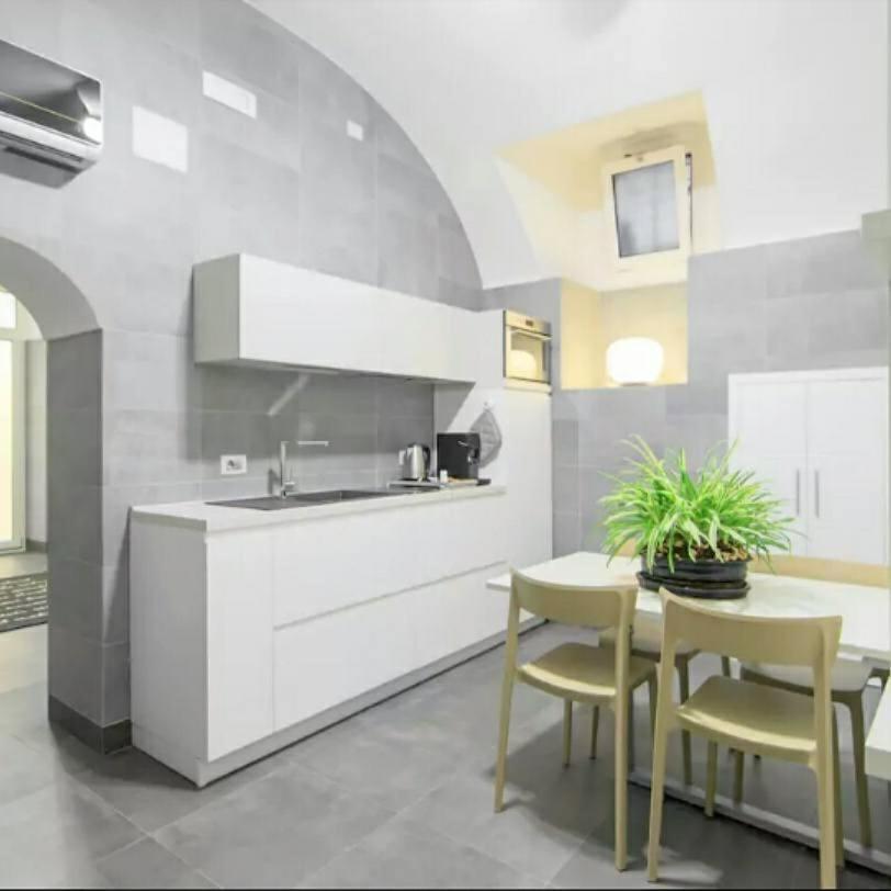 Mezzocannone Home - Casa Vacanze Centro Storico Napoli Εξωτερικό φωτογραφία